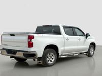 Discover the versatility and reliability of the 2022 Chevrolet Silverado Short Box Crew Cab, now ava... (image 2)