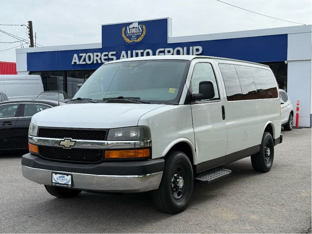 2011 Chevrolet Express Passenger 12 Passenger | Express 2500 in Cars & Trucks in City of Toronto