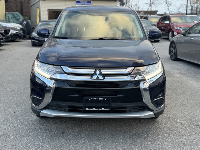 2018 Mitsubishi Outlander ES AWC / No Accidents, Clean Carfax. in Cars & Trucks in City of Toronto - Image 2