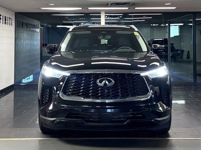 2025 INFINITI QX60 LUXE - Apple CarPlay | 360 in Cars & Trucks in Calgary - Image 3
