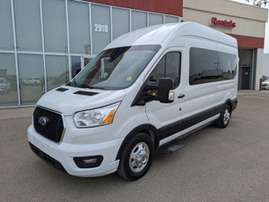 2022 Ford Transit XLT