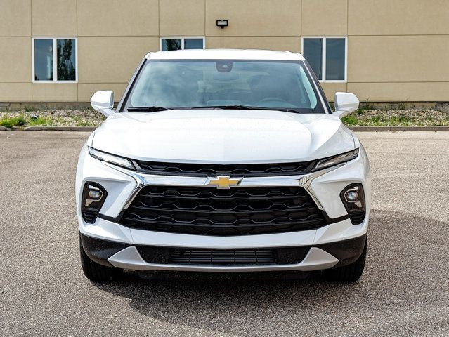 2025 Chevrolet Blazer LT in Cars & Trucks in Strathcona County - Image 3