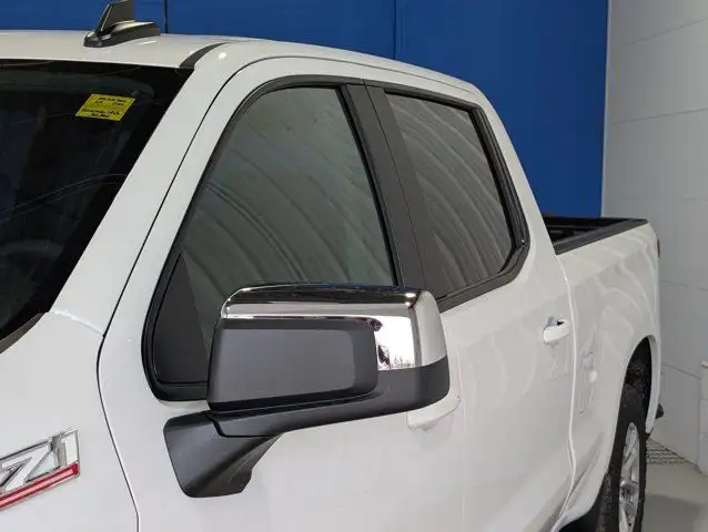 2025 Chevrolet Silverado 1500 LT- Trailering Pkg - Protection dans Autos et camions dans Barrie - Image 4