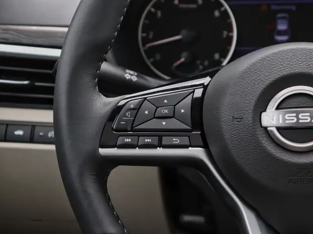 2025 Nissan Altima Platinum in Cars & Trucks in Oakville / Halton Region - Image 12