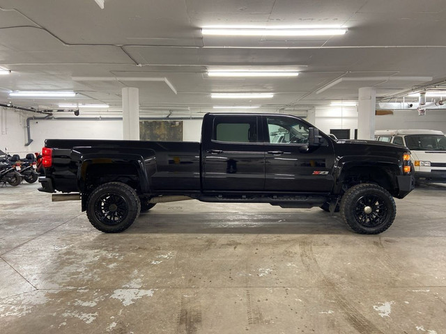 2019 Chevrolet SILVERADO 3500HD LTZ LEATHER NAV SUNROOF 8' BOX in Cars & Trucks in Calgary - Image 4