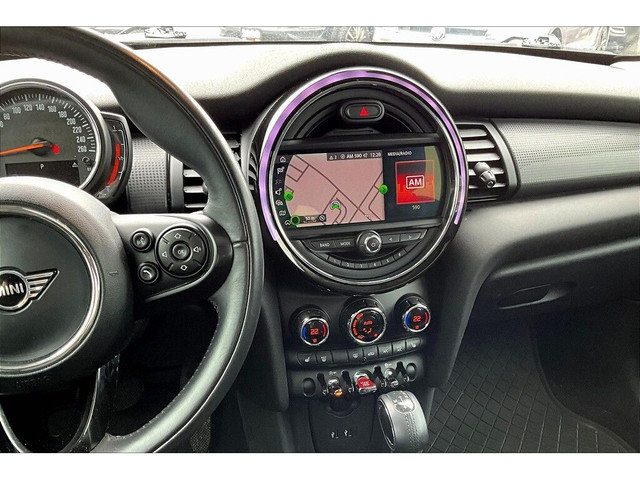 2019 MINI 5 Door COOPER in Cars & Trucks in Barrie - Image 3