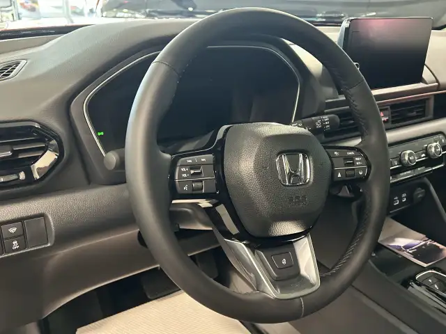 2025 Honda Pilot TOURING in Cars & Trucks in City of Montréal - Image 23
