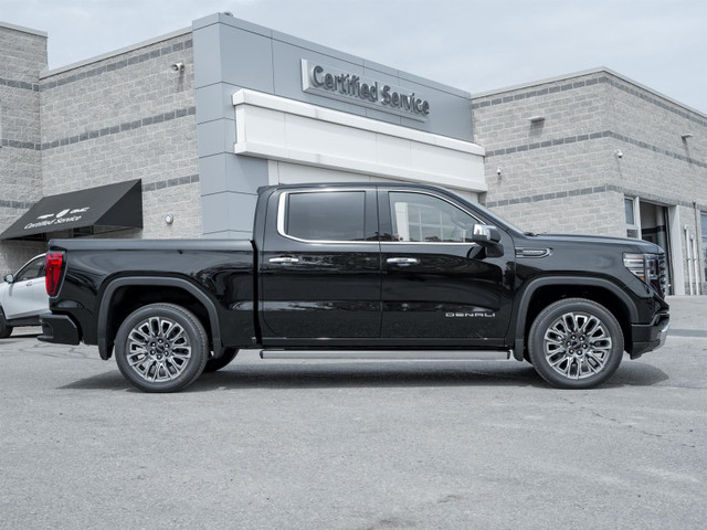 2025 GMC Sierra 1500 Denali Ultimate- Duramax Diesel in Cars & Trucks in Markham / York Region - Image 3