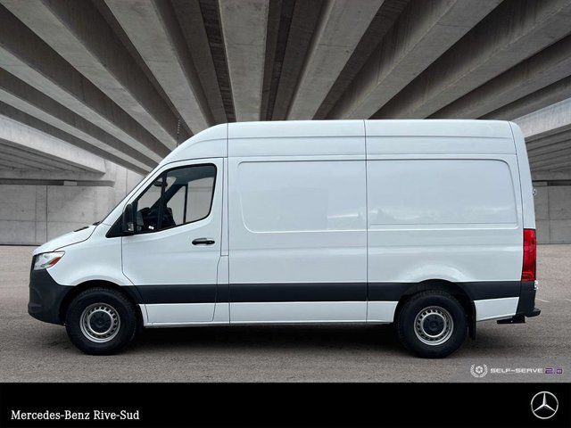 2021 Mercedes-Benz Sprinter Cargo Van | CARGO CONVENIENCE PACKAG in Cars & Trucks in Longueuil / South Shore - Image 2