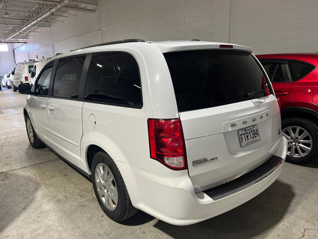 2017 Dodge Grand Caravan SXT in Cars & Trucks in City of Montréal - Image 4