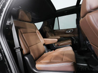 Loaded 2022 Chevrolet Tahoe 4WD High Country 6.2L, Black on Mocha Leather, Black EXterior Package wi... (image 9)