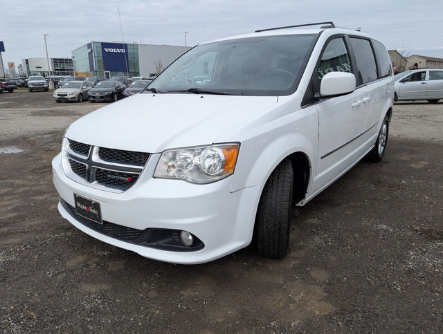 2016 Dodge Grand Caravan Crew Plus | LEATHER | DVD | CAMERA in Cars & Trucks in London - Image 2