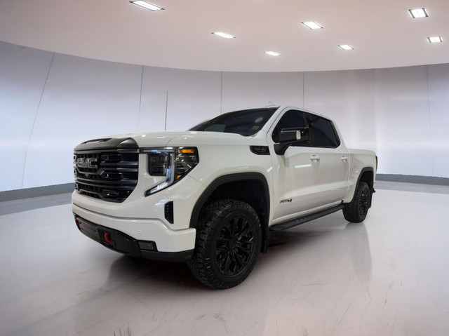 2022 GMC Sierra 1500 AT4 in Cars & Trucks in Moose Jaw