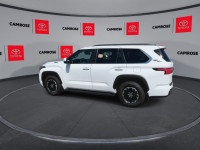 Low Mileage, Cooled Seats, Navigation, 360 Camera, Hybrid, Sunroof! With impressive hauling capabili... (image 5)