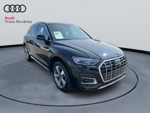 2024 Audi Q5 2.0T Premium quattro dans Autos et camions  à Trois-Rivières