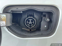 This Jeep Grand Cherokee 4xe boasts a Intercooled Turbo Gas/Electric I-4 2.0 L/122 engine powering t... (image 8)