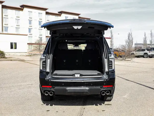 2025 Chevrolet Suburban Z71 in Cars & Trucks in Strathcona County - Image 15