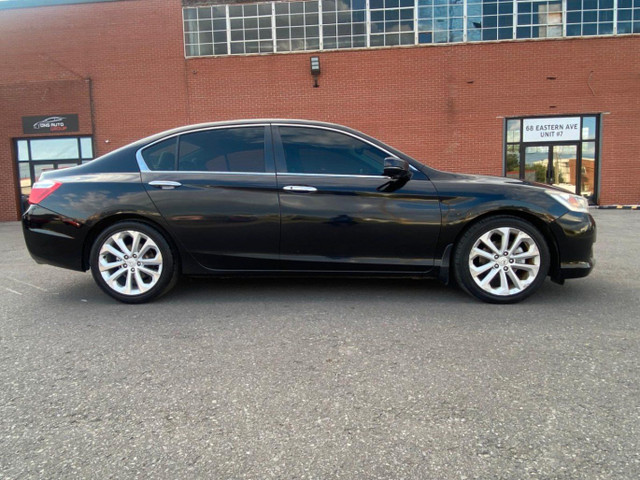 2015 Honda Accord 4dr I4 CVT Touring in Cars & Trucks in Mississauga / Peel Region - Image 4