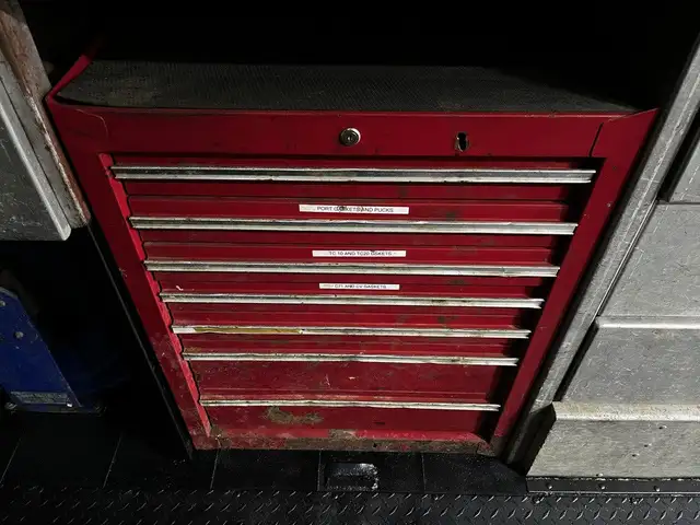 2005 Morgan Olson Workhorse 14 Foot Step Van with Shelving in Heavy Trucks in Delta/Surrey/Langley - Image 33
