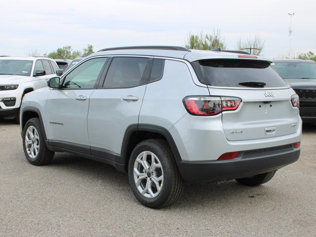 2025 Jeep Compass North 4x4, Remote Start, Heated Seats/Wheel in Cars & Trucks in Calgary - Image 3
