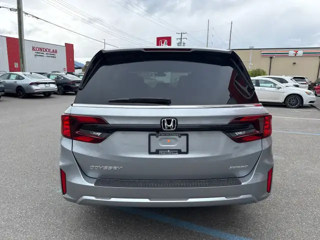 2025 Honda Odyssey in Cars & Trucks in Terrace - Image 6