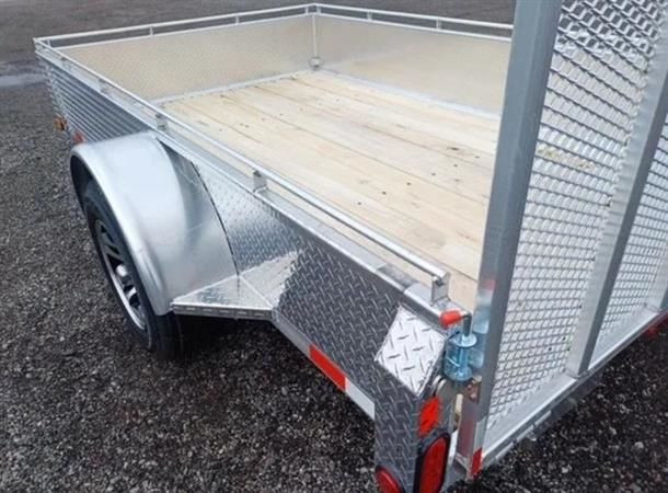 BEARCO UTILITY 5X10 SINGLE AXLE in Cargo & Utility Trailers in Oshawa / Durham Region - Image 4