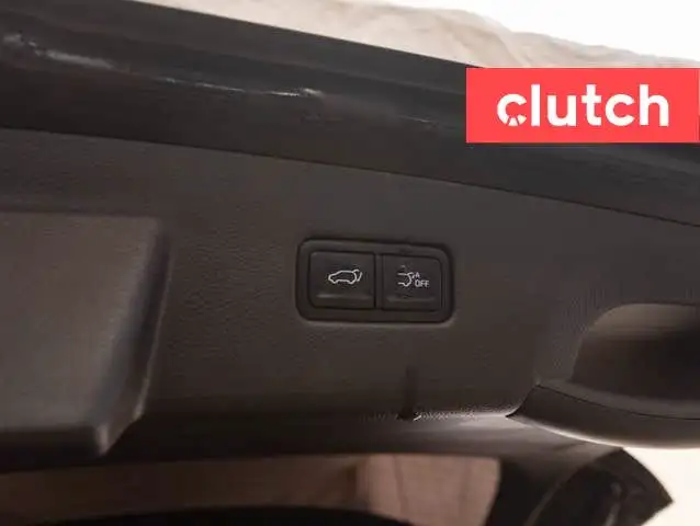 2022 Kia Carnival SX w/ Apple CarPlay & Android Auto, Rearview C dans Autos et camions dans Bedford - Image 50