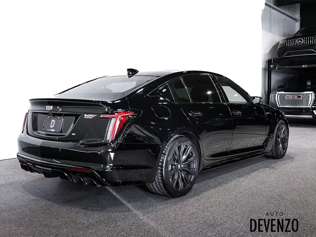 2024 Cadillac CT5-V Blackwing 668hp in Cars & Trucks in Laval / North Shore - Image 5