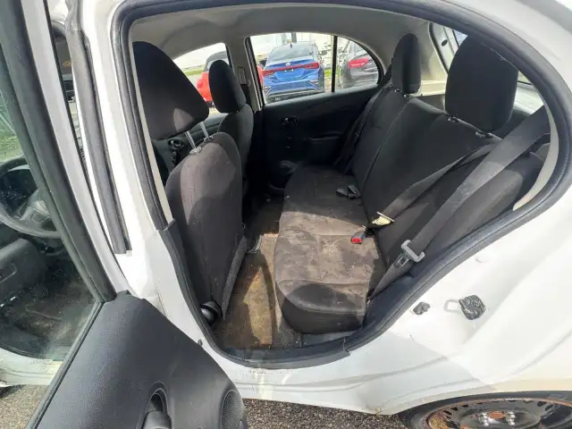 2017 Nissan Micra S, MANUAL, HATCHBACK, GREAT ON FUEL, CERTIFIED in Cars & Trucks in London - Image 14