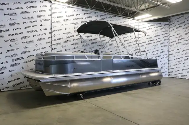 2025 AVALON VENTURE 2385 VRB 3 QUILLES + MERCURY 115 HP in Powerboats & Motorboats in Laurentides - Image 3
