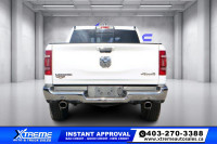FINANCING AVAILABLE Vehicle has Minor Hail Damage 2022 Ram 1500 Laramie Crew Cab 4X4 * Hail Sale! We... (image 5)