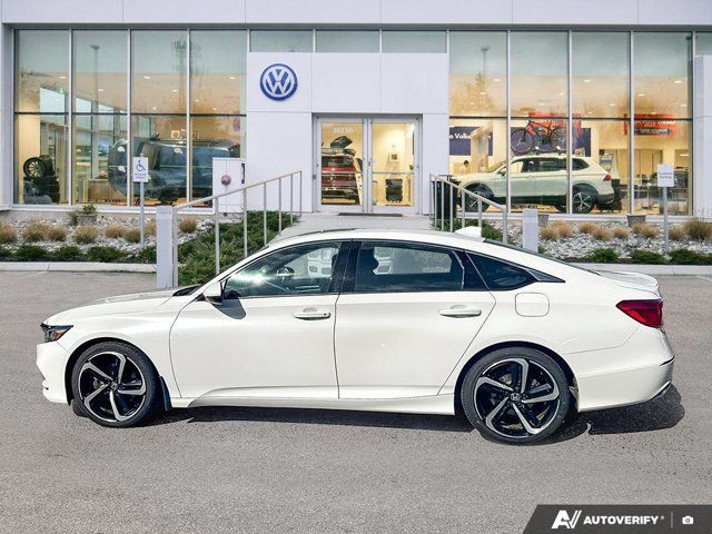 2018 Honda Accord Sedan Sport 2.0 in Cars & Trucks in Abbotsford - Image 2