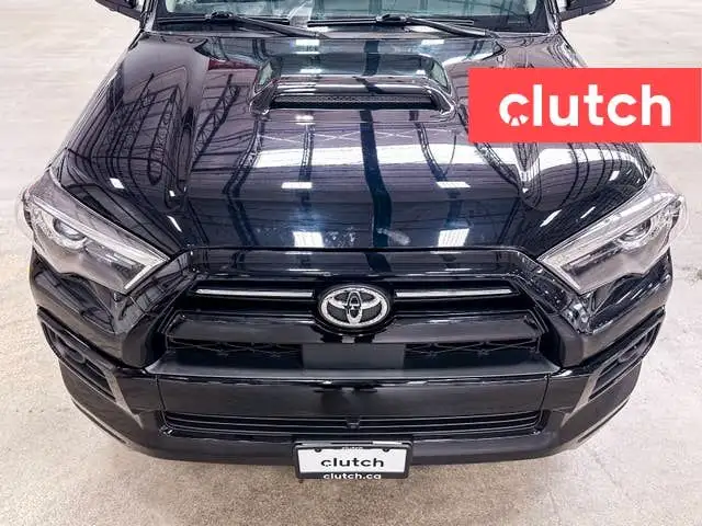 2023 Toyota 4Runner TRD Sport 4x4 w/ Apple CarPlay, Heated Front in Cars & Trucks in City of Toronto - Image 8