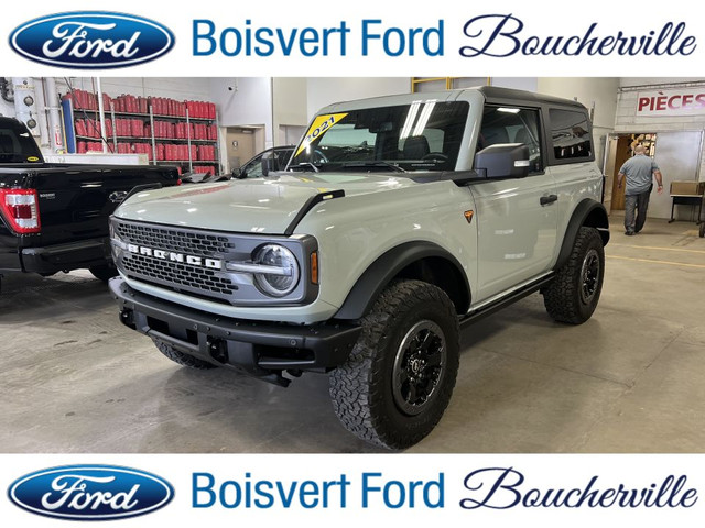 Ford Bronco de base évolué 2 portes 4x4 2021 à vendre in Cars & Trucks in Longueuil / South Shore