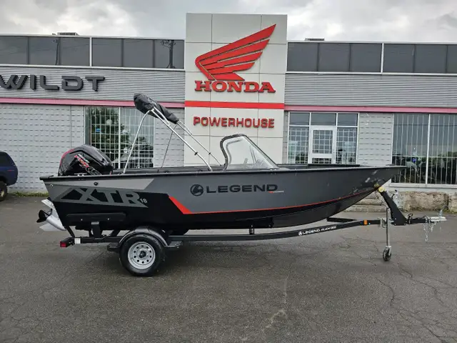 Legend Boats 18 XTR- With Mercury 115 PRO XS CT in Powerboats & Motorboats in Hamilton - Image 4