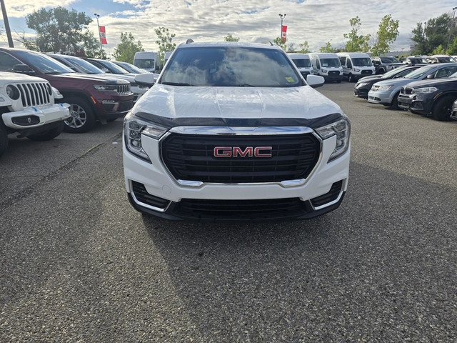 2022 GMC Terrain SLE AWD in Cars & Trucks in Calgary - Image 2