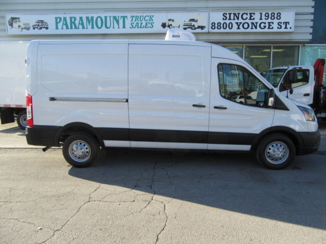  2021 Ford Transit GAS T-250 148 W/BASE MED ROOF NEW ATC REEFER in Cars & Trucks in Markham / York Region - Image 2