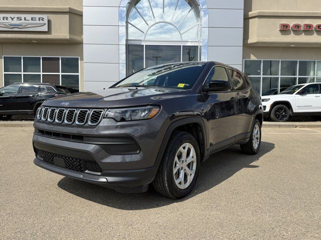 2024 Jeep Compass Sport 4x4 | Low KMs | 2L Turbo | Cloth in Cars & Trucks in Edmonton - Image 2