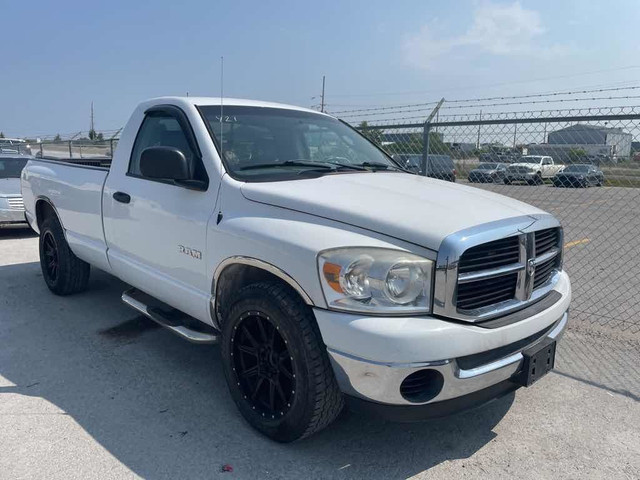 2008 Dodge Ram 1500 ST in Cars & Trucks in Barrie - Image 3