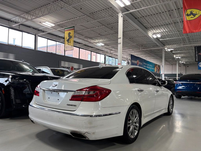 2012 Hyundai Genesis Sedan V6|RWD|PREMIUMPACKAGE|LEXICONAUDIO|LE in Cars & Trucks in City of Toronto - Image 4