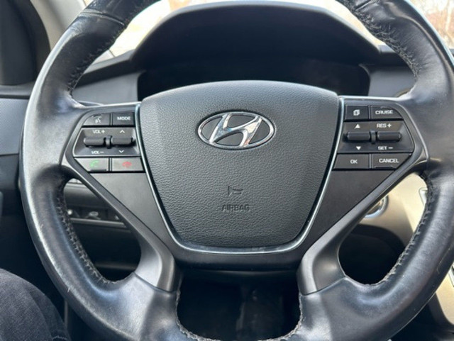 2017 Hyundai Sonata 4dr Sdn 2.4L Auto in Cars & Trucks in City of Toronto - Image 3