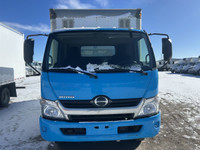 Ryder Stock ID: 656141 Transmission Type/Speed: AUTO 6 Engine: DIESEL J05ETP'10 210/2500 Horse Power... (image 1)