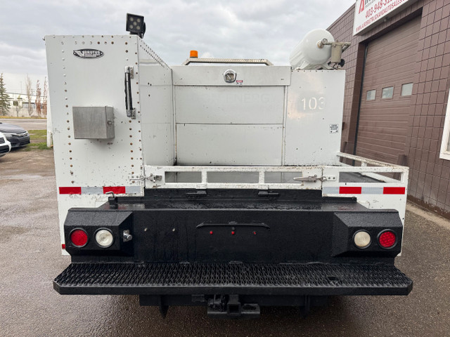 2020 Ford F-550 DRW XLT SERVICE TRUCK VMAC 4X4 DIESEL in Cars & Trucks in Calgary - Image 4
