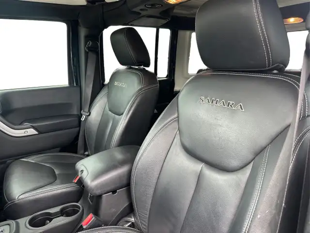 2017 Jeep Wrangler Unlimited Sahara in Cars & Trucks in Oshawa / Durham Region - Image 10