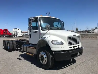 2018 FREIGHTLINER M2;Heavy Duty Trucks - Miscellaneous Trucks Penske Location 2500 PITFIELD BLVD SAI...