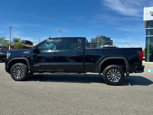 2020 GMC Sierra 1500 in Cars & Trucks in City of Toronto - Image 2