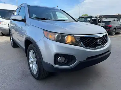 4MKAUTO 514 865 4438 2011 Kia Sorento AWD TIPTRONIC, 6 Cyl. 3.5L Automatique, 281,083 km certifié el...