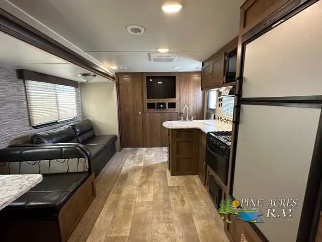 2019 Gulf Stream RV Trailmaster Ultra-Lite 257RB in Travel Trailers & Campers in Truro - Image 9