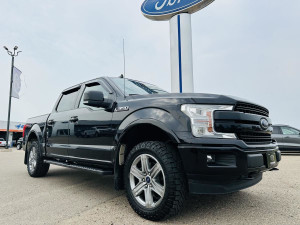 2019 Ford F 150 LARIAT! LOADED! LEVELED! 502A! 5.0L V8! TECH PKG!