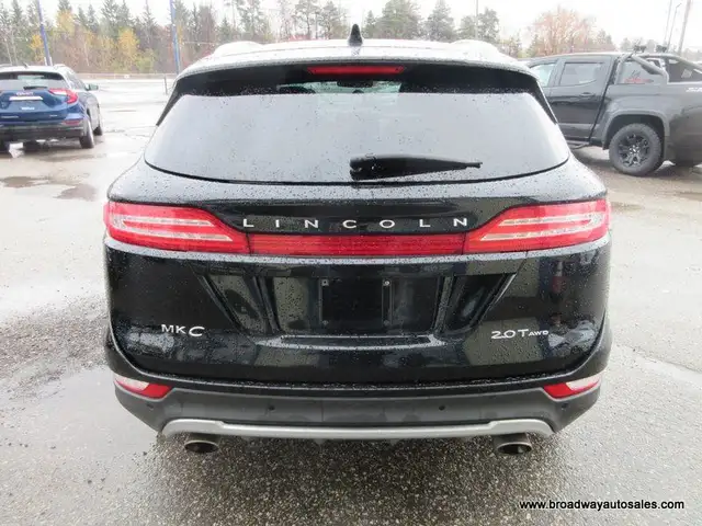 2017 Lincoln MKC ALL-WHEEL DRIVE SELECT-PACKAGE 5 PASSENGER 2.0L in Cars & Trucks in Markham / York Region - Image 10